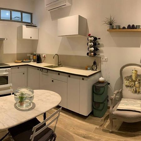 Jolie Appartement En Plein Centre Du Village Les Arcs-sur-Argens Ngoại thất bức ảnh