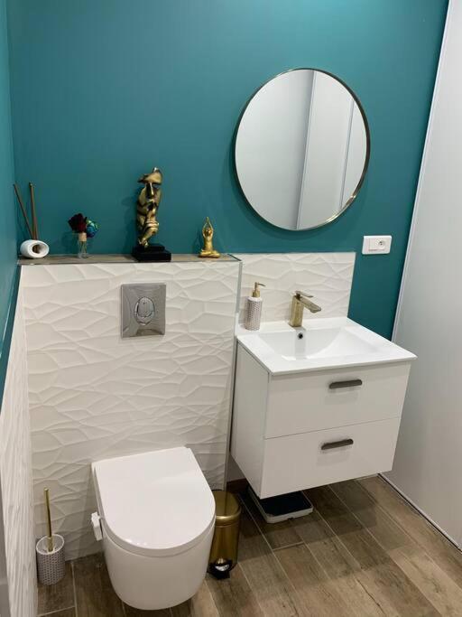 Jolie Appartement En Plein Centre Du Village Les Arcs-sur-Argens Ngoại thất bức ảnh